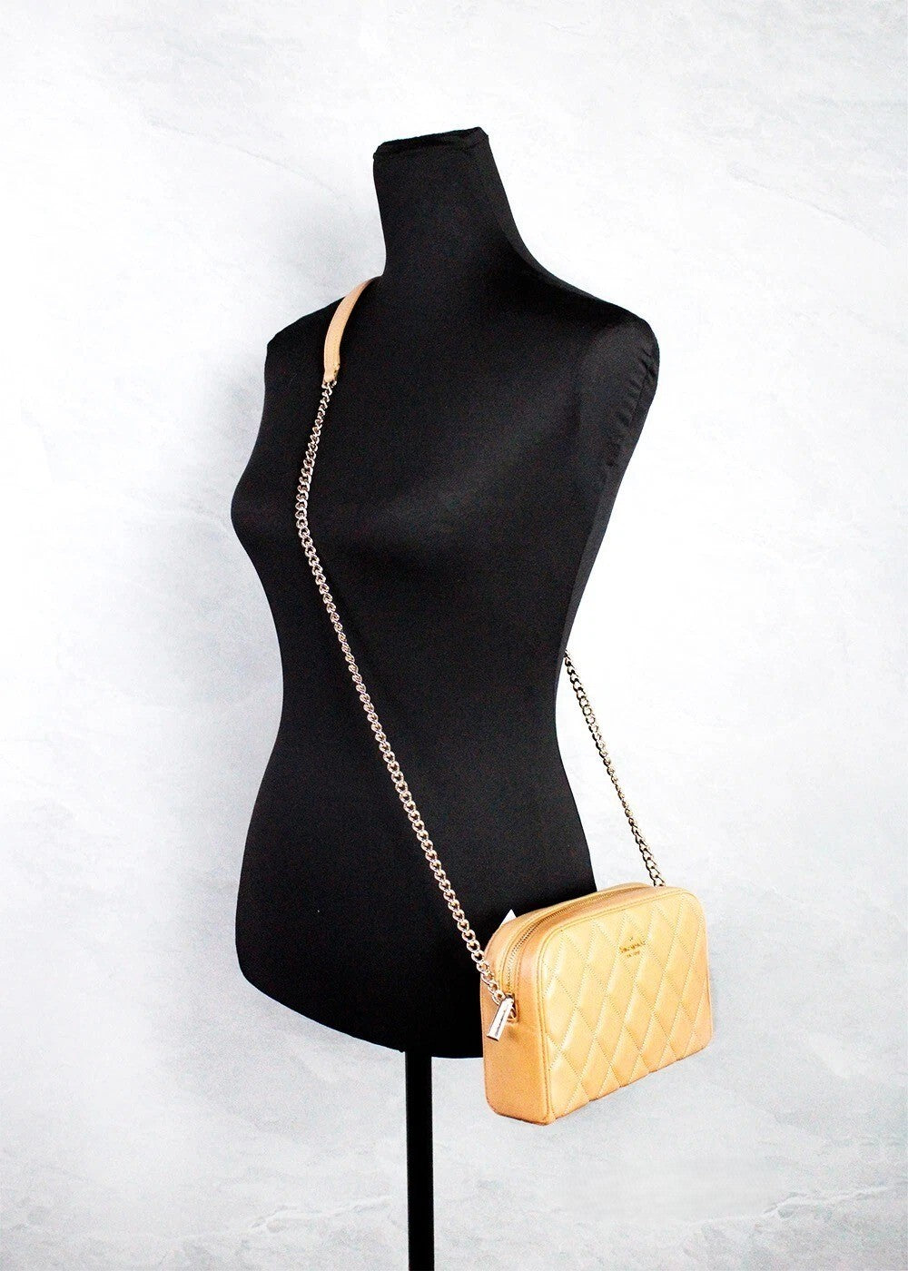 Kate Spade Carey Mini Tiramisu Quilted Smooth Leather Camera Crossbody Bag Kate Spade Xosier