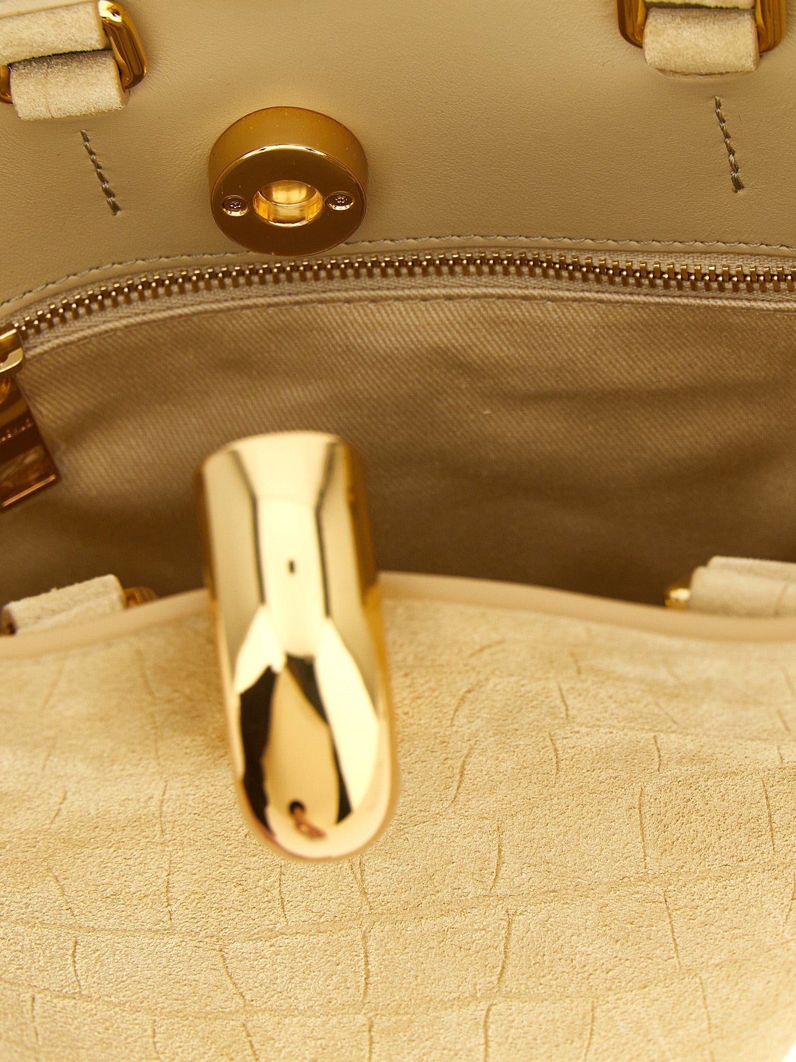 Jacquemus Beige Calfskin Handbag Jacquemus Xosier