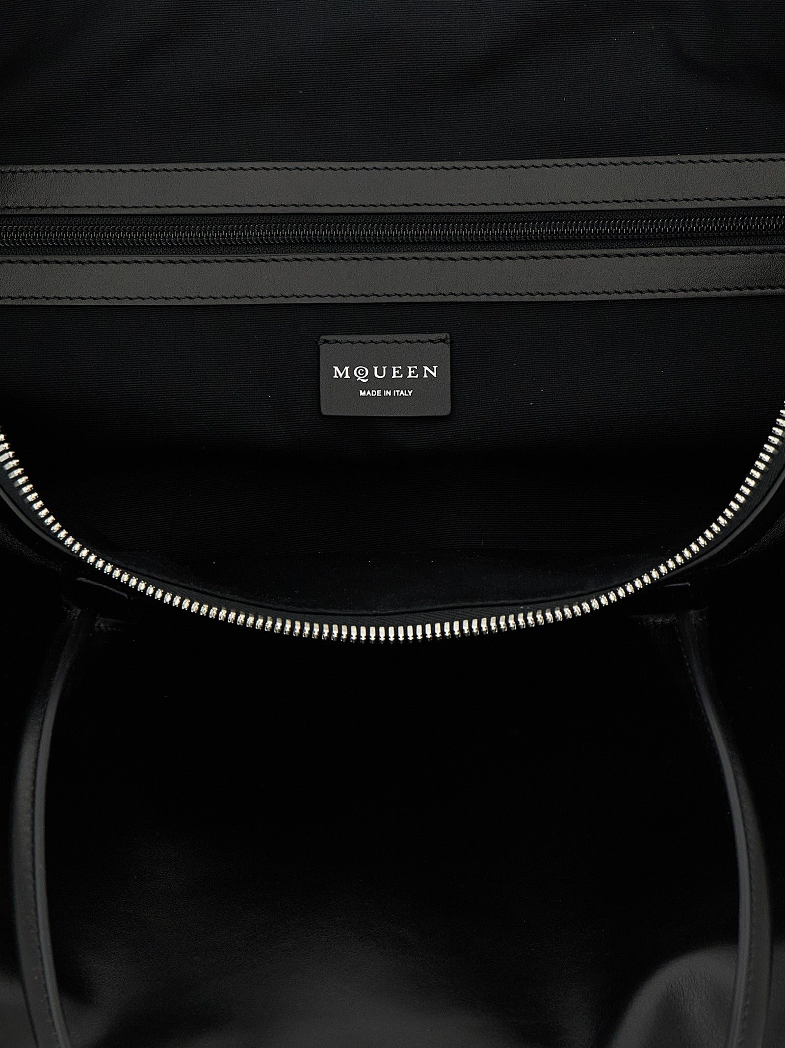 Alexander McQueen Black Calfskin Shoulder Bag Alexander McQueen Xosier